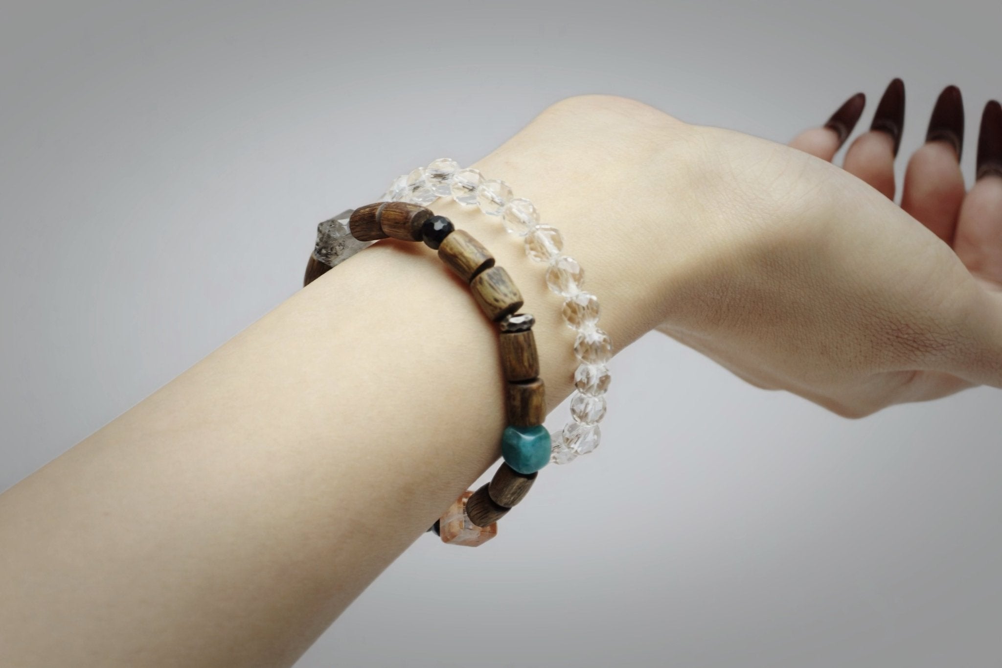 8mm Agarwood Bracelet with Five Healing Crystals - Complete Energy Protection & Balance - wellspringcollectives